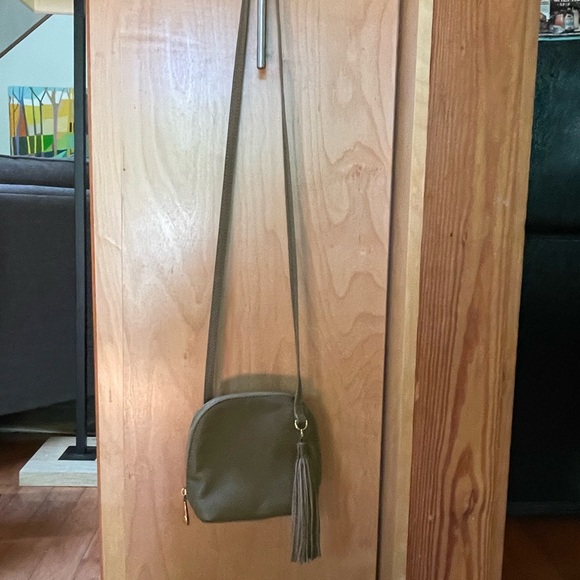 HOBO Nash Olive Green Leather Crossbody Bag - Picture 4 of 7